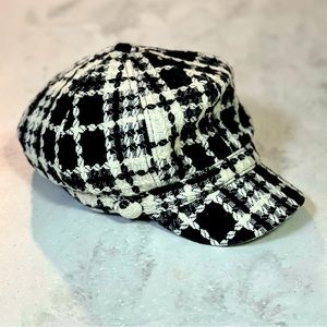 EUC Black & White Plaid Wool Blend Pageboy Hat